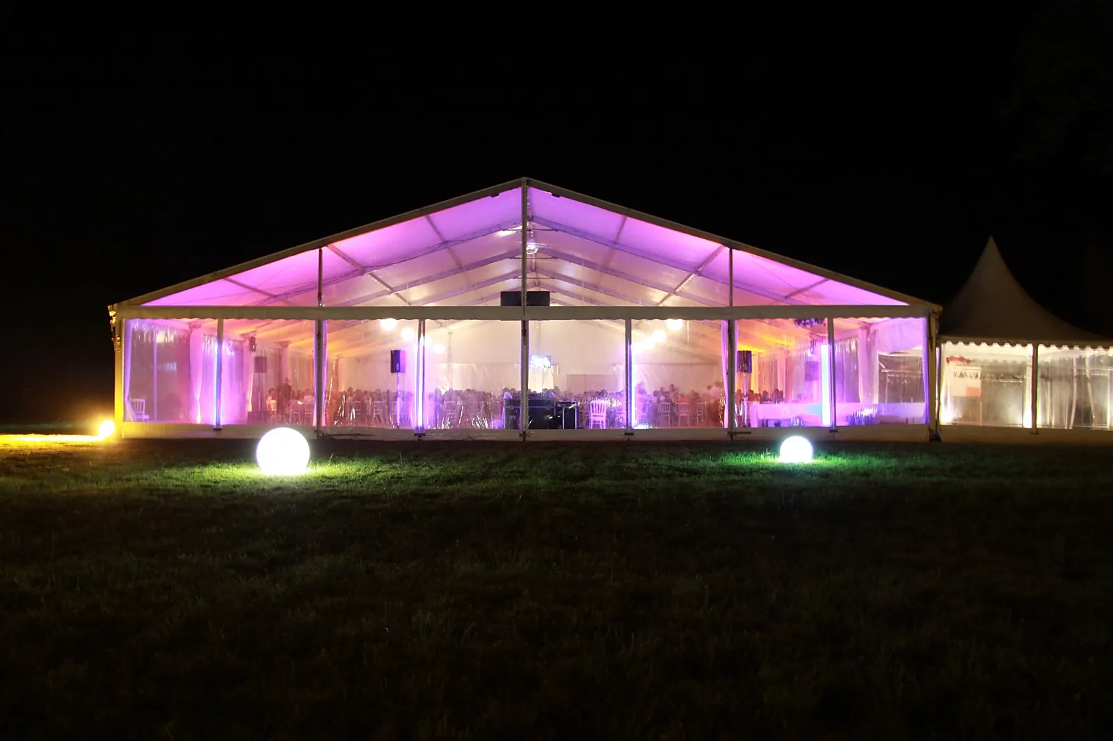 Lieu atypique, SET UNIQUE