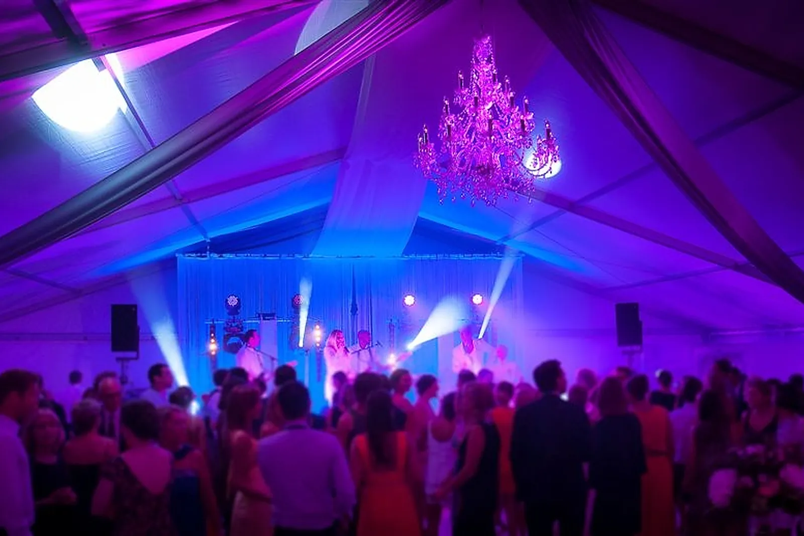 DJ & Groupes de musique, GROUPE GENERATION