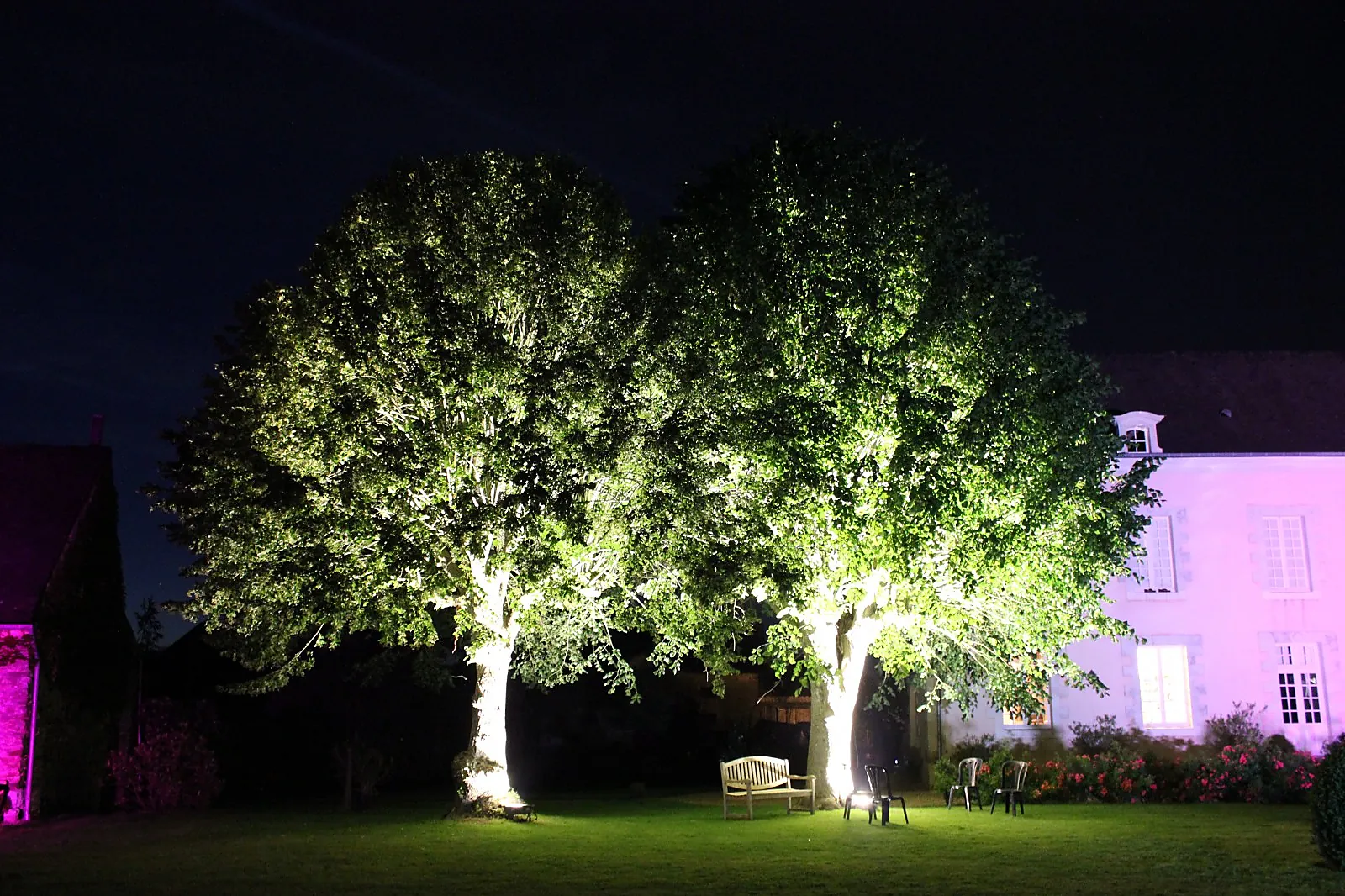 Lieu atypique, SET UNIQUE