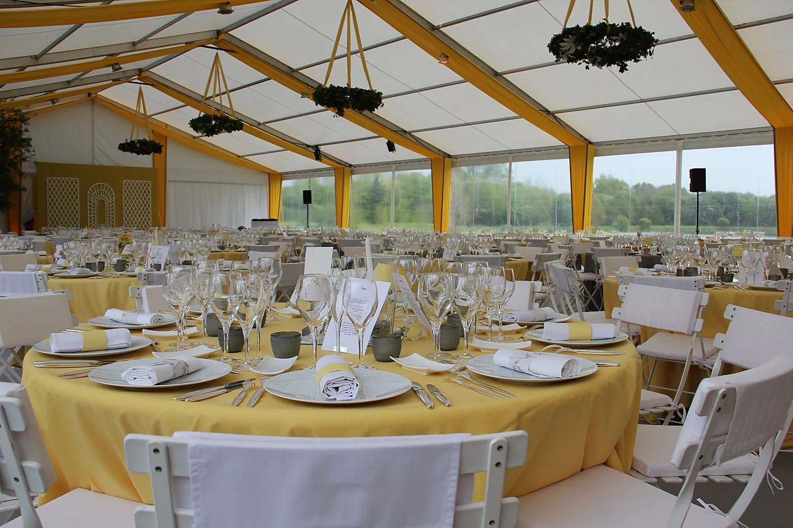 Lieu atypique, SET UNIQUE