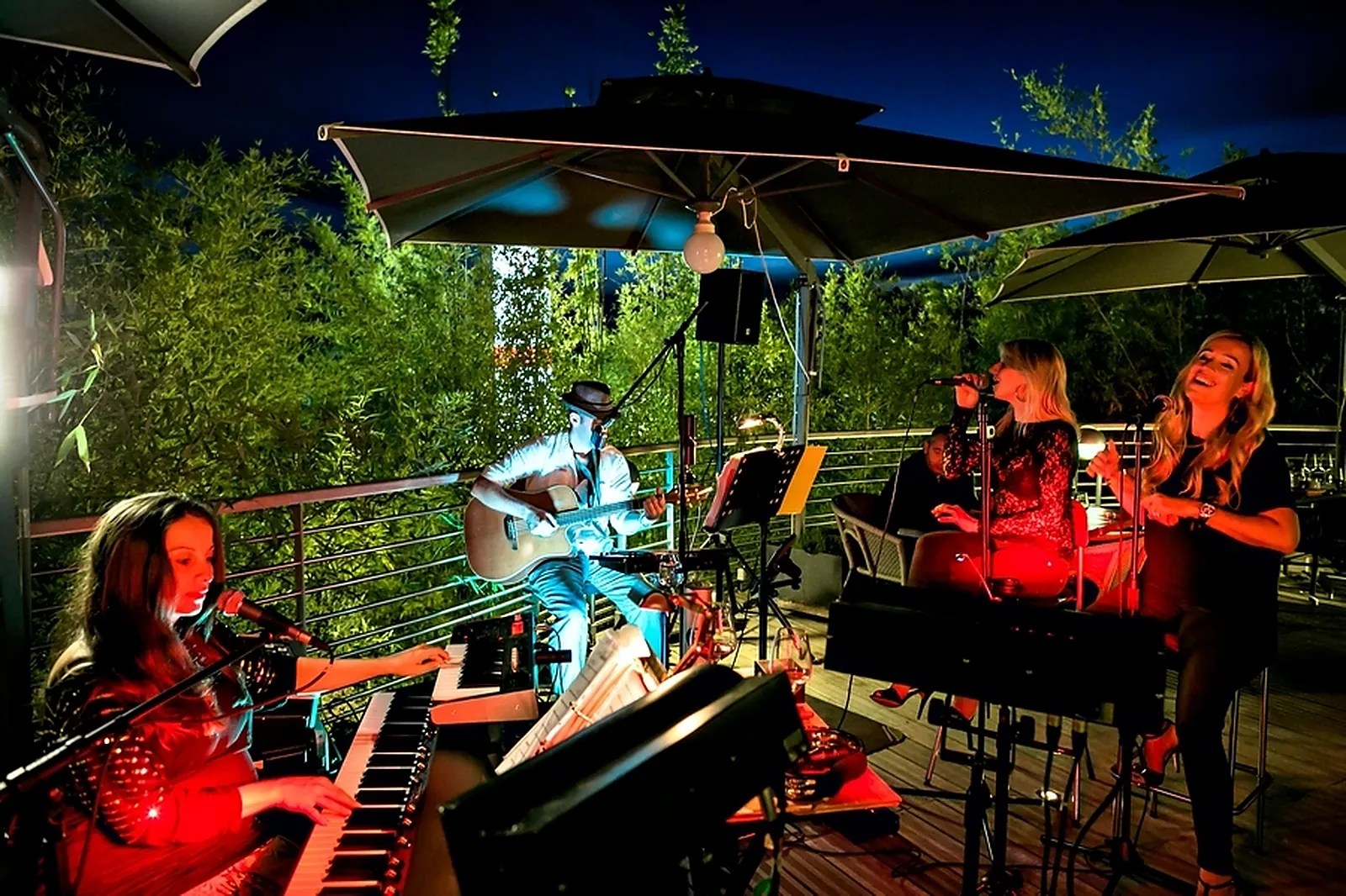 DJ & Groupes de musique, ACOUSTIC