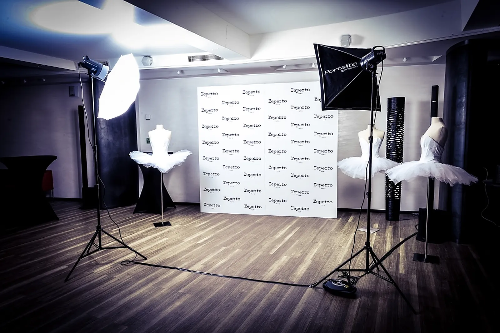 Salle de réunion, MEDIAKAWA