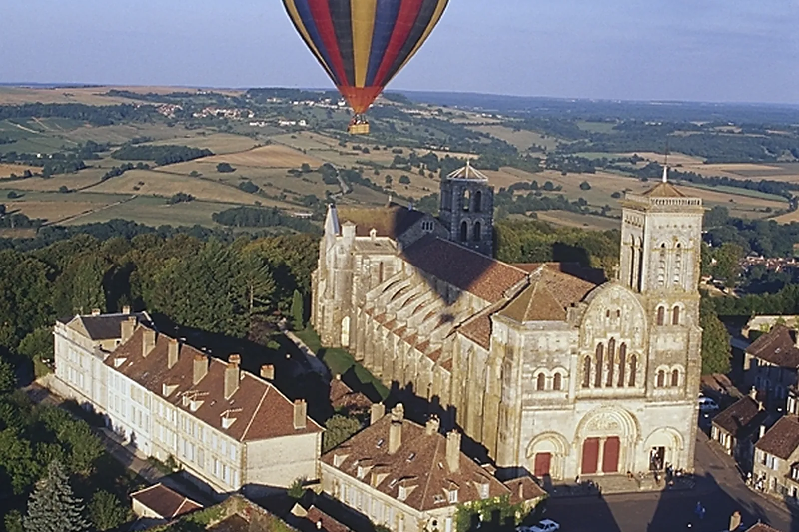 Lieu atypique, FRANCE MONTGOLFIÈRES