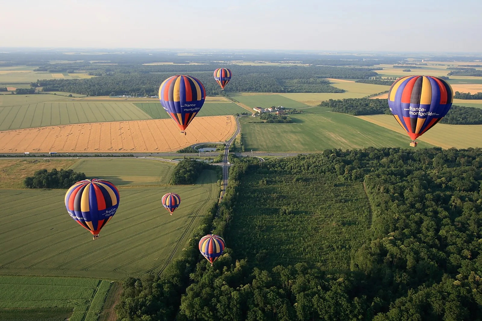 Lieu atypique, FRANCE MONTGOLFIÈRES