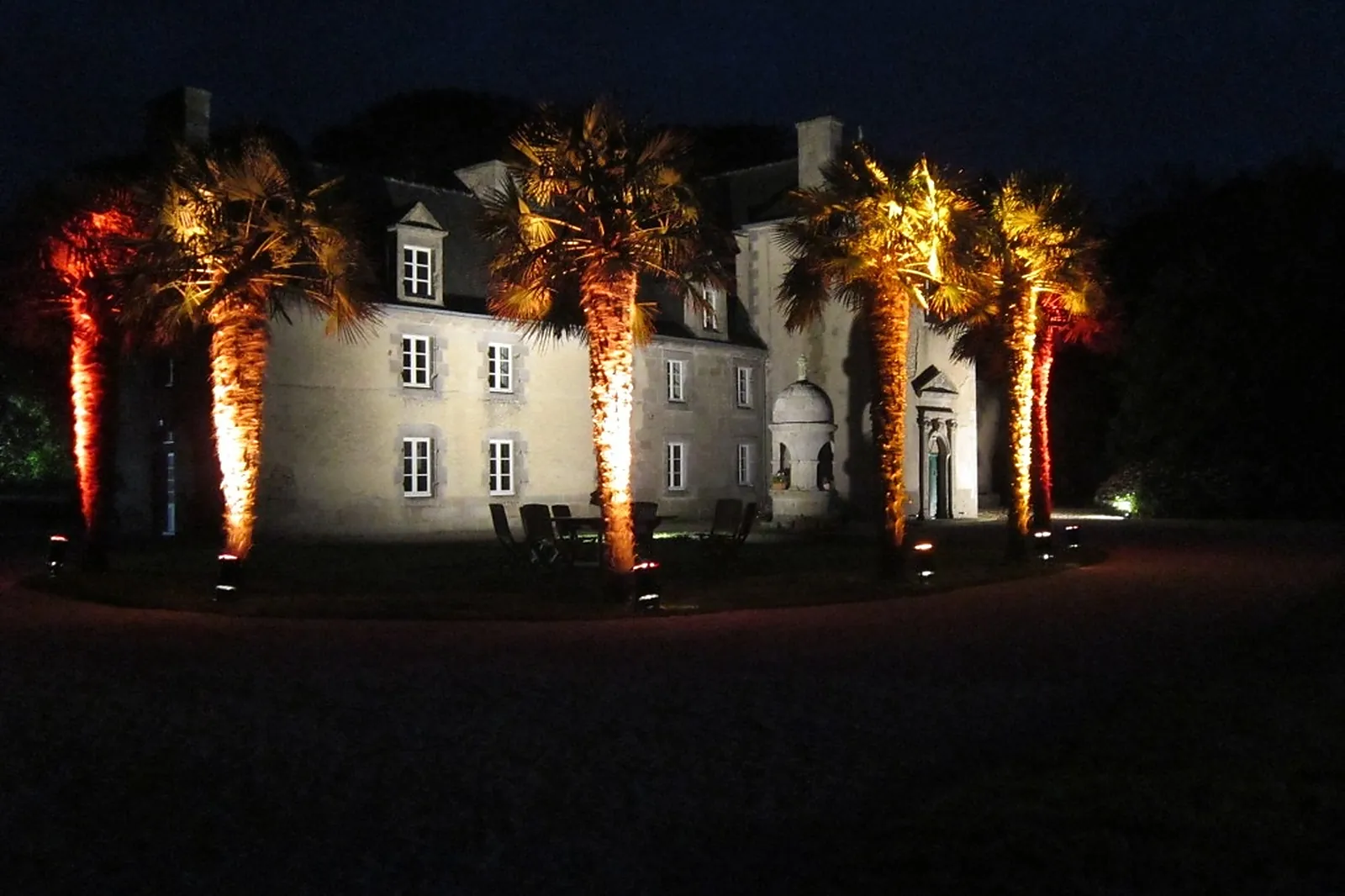 Cafés et Restaurants, PIERRE ET PIERRE