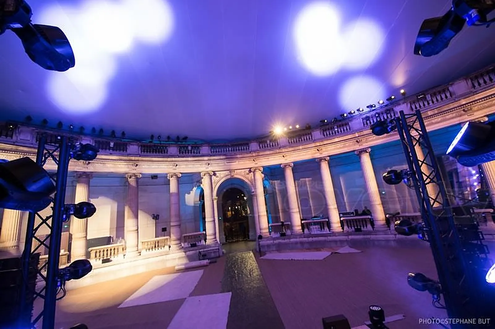 Prestations techniques, GROUPE NOVELTY