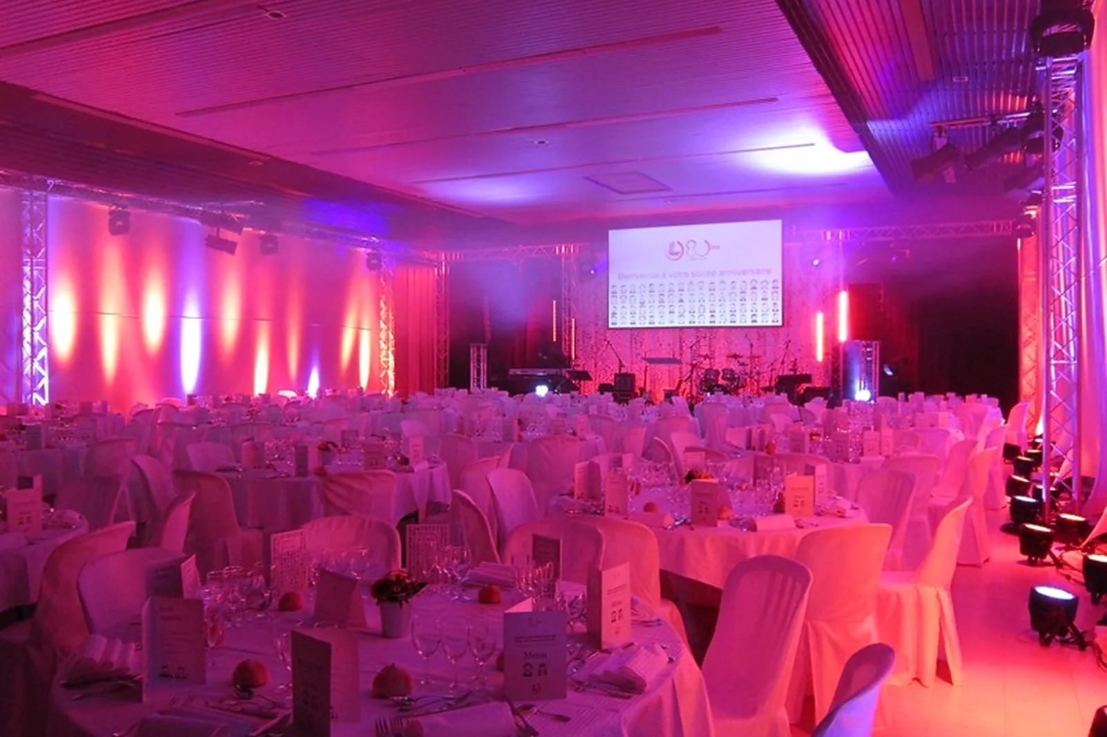 Cafés et Restaurants, PIERRE ET PIERRE