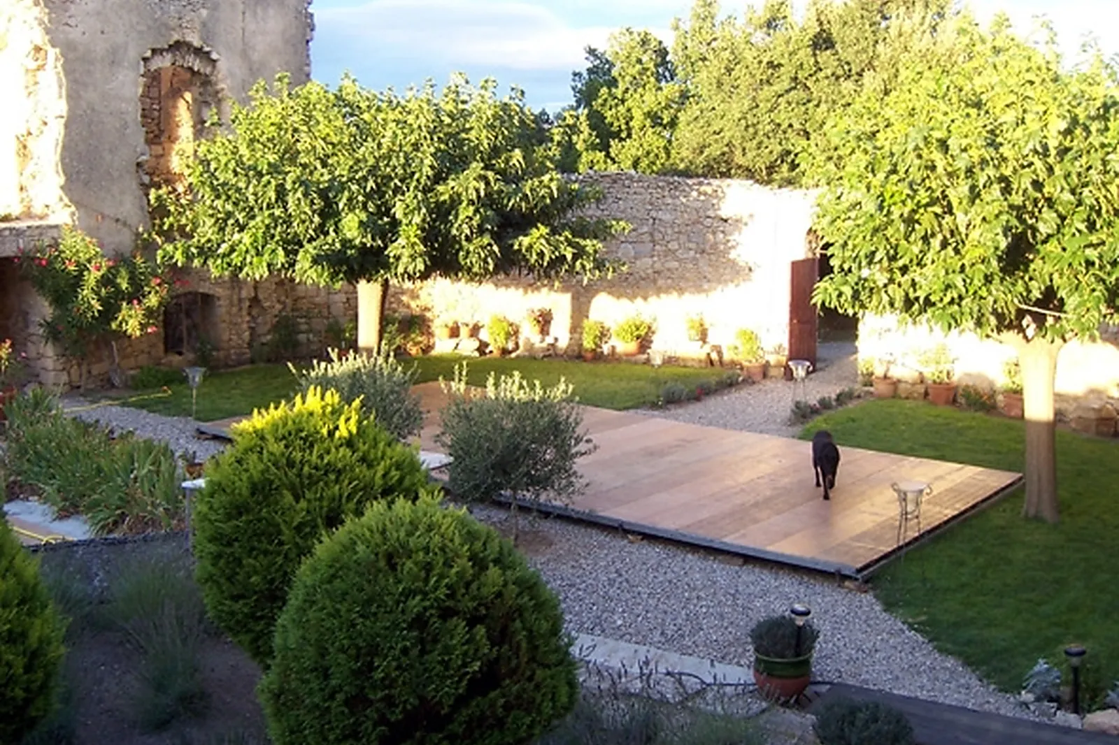 Lieux événementiels, CHÂTEAU DE VÉNÉJAN