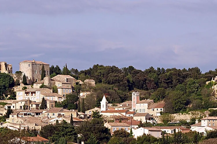 CHÂTEAU DE VÉNÉJAN