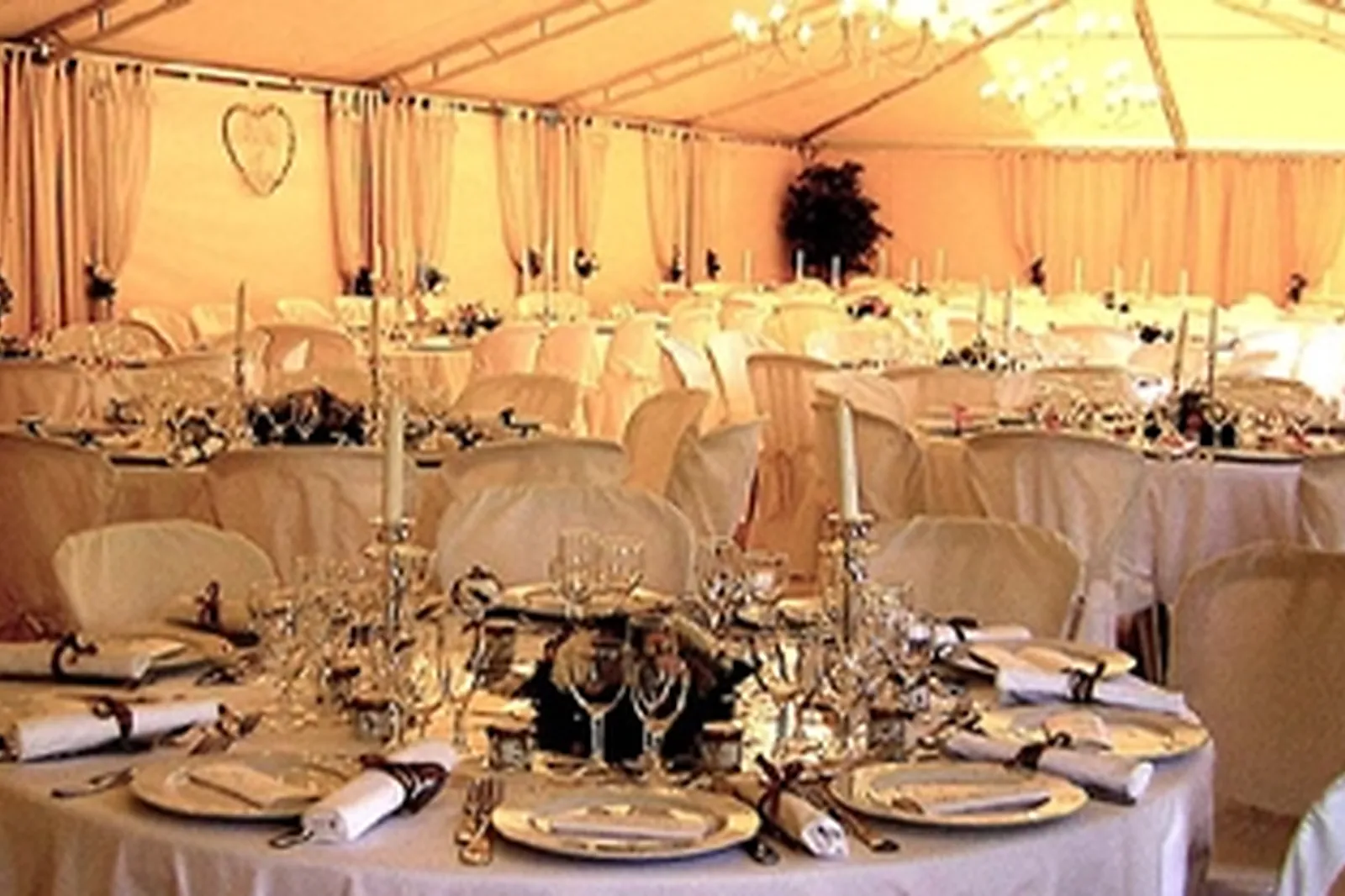 Lieux événementiels, CHÂTEAU COUVERT