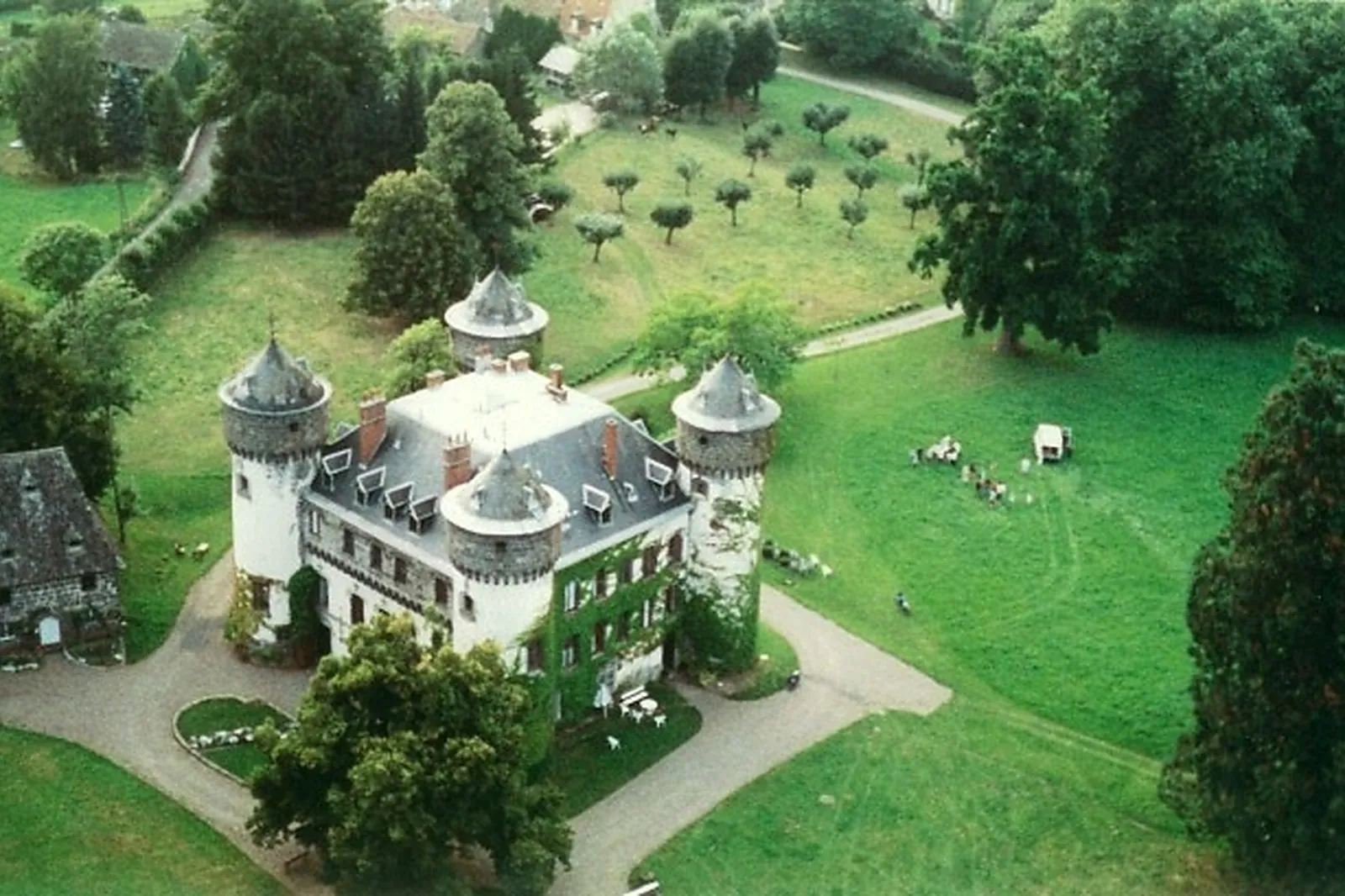 Lieux événementiels, CHÂTEAU DE SEDAIGES