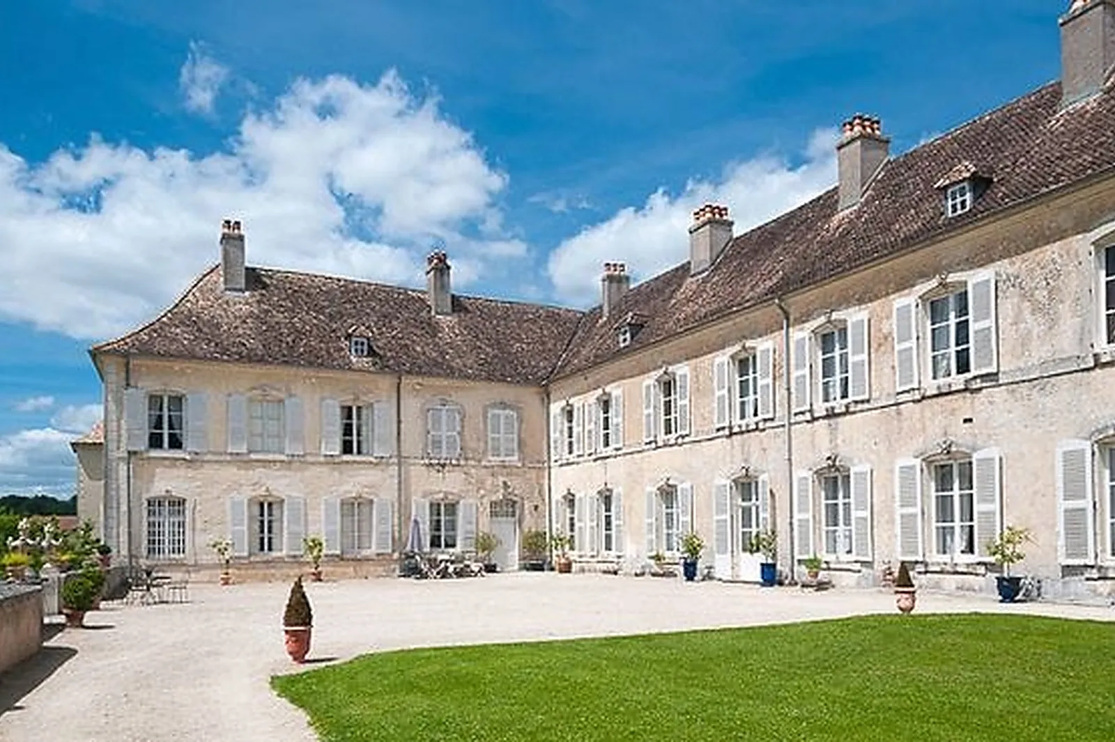 Lieux événementiels, CHÂTEAU D'AUTIGNY LA TOUR 