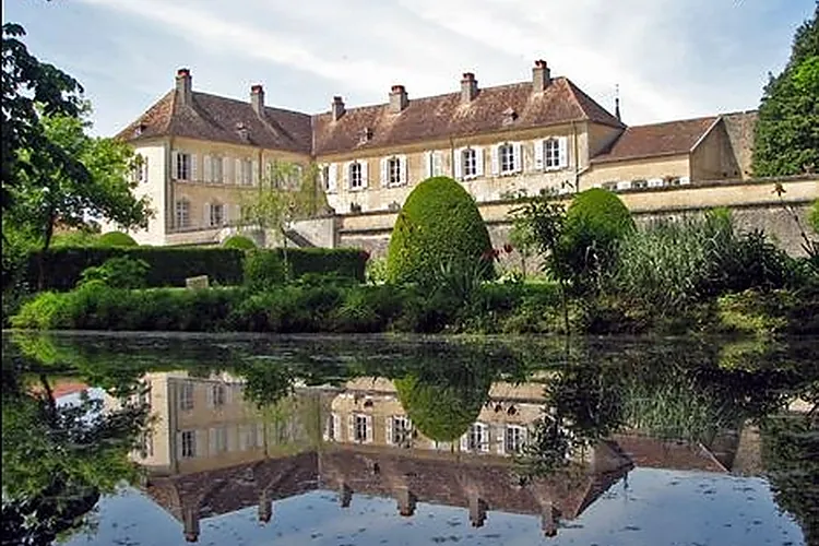 CHÂTEAU D'AUTIGNY LA TOUR 
