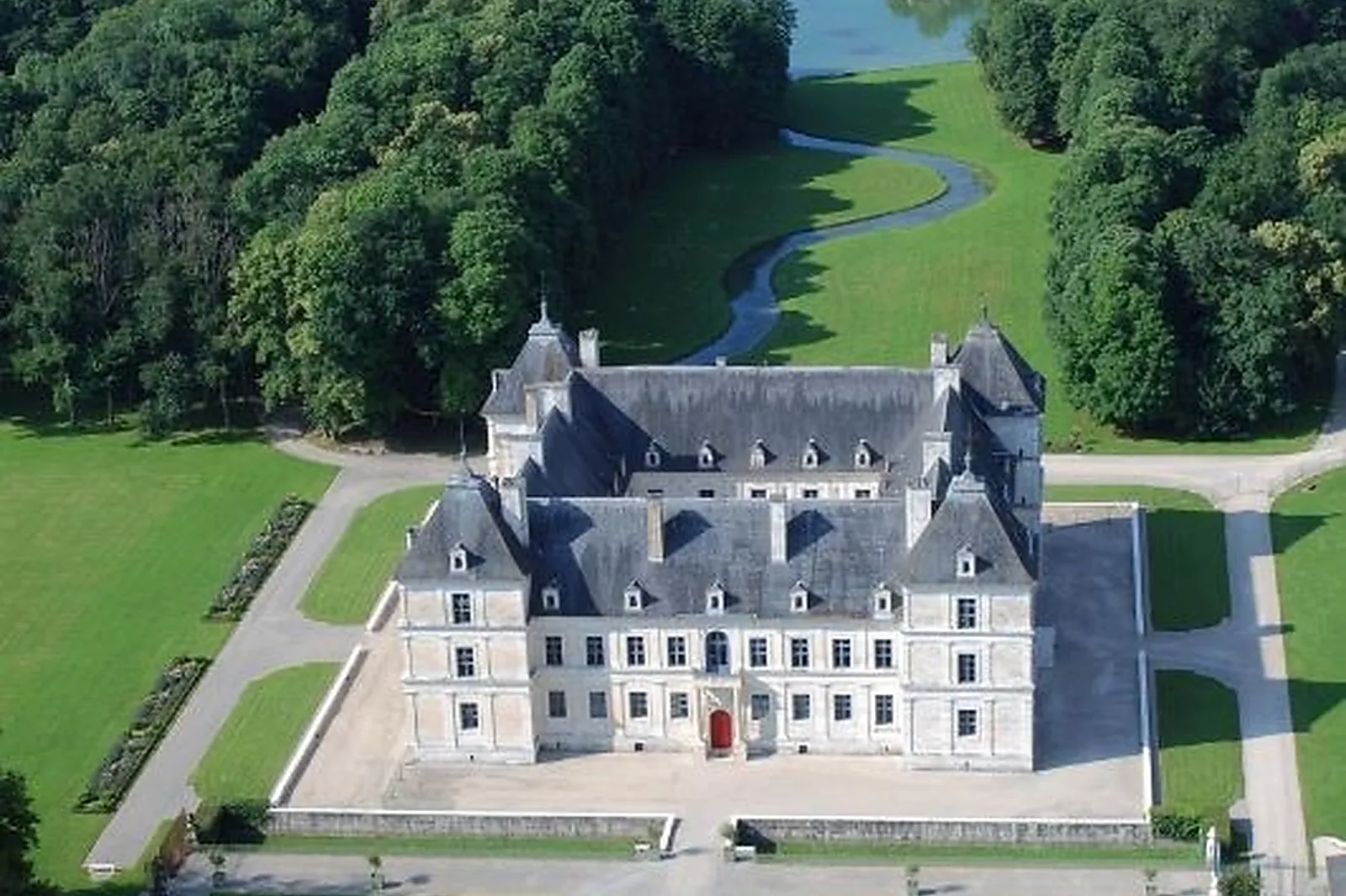 Lieux événementiels, CHATEAU D'ANCY-LE-FRANC