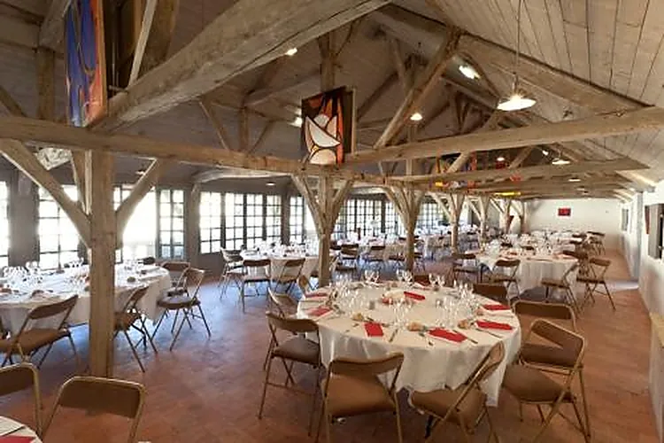 CHÂTEAU DE LA PERRIÈRE