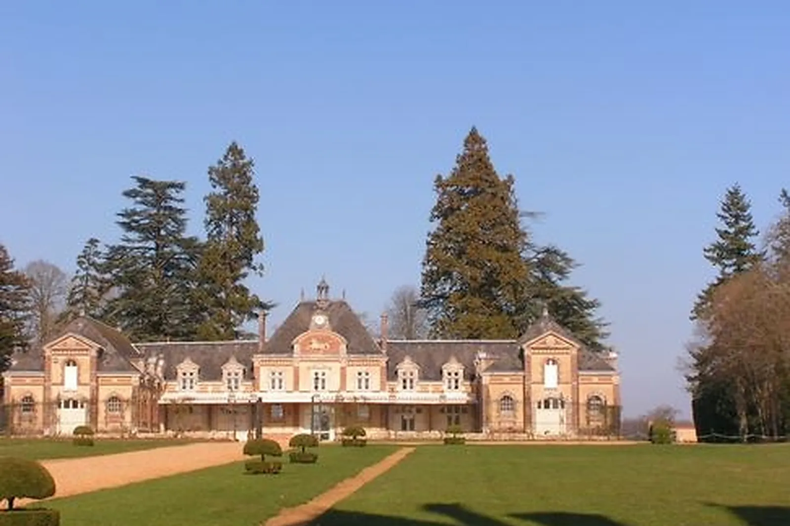 Lieux événementiels, CHÂTEAU DE LA PIERRE 