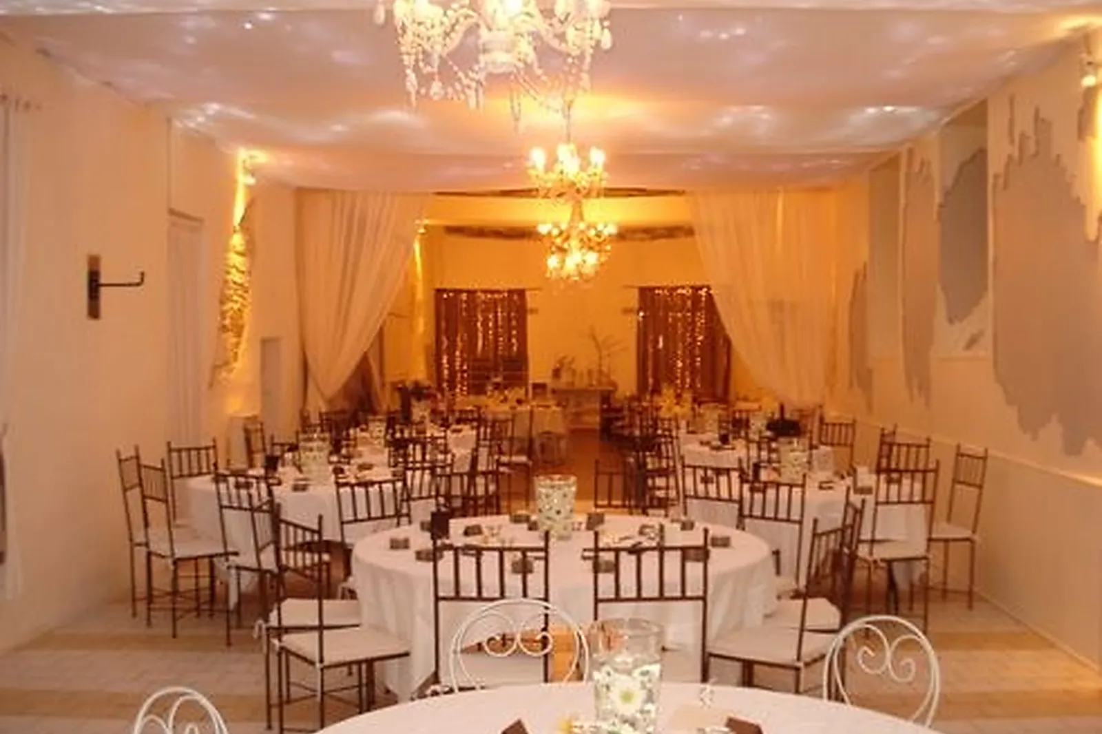 Lieux événementiels, CHÂTEAU DE LA PLANCHOURY 