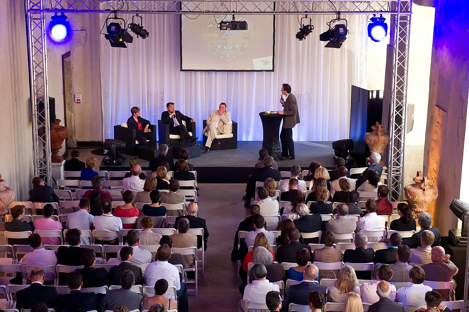 Cafés et Restaurants, PIERRE ET PIERRE