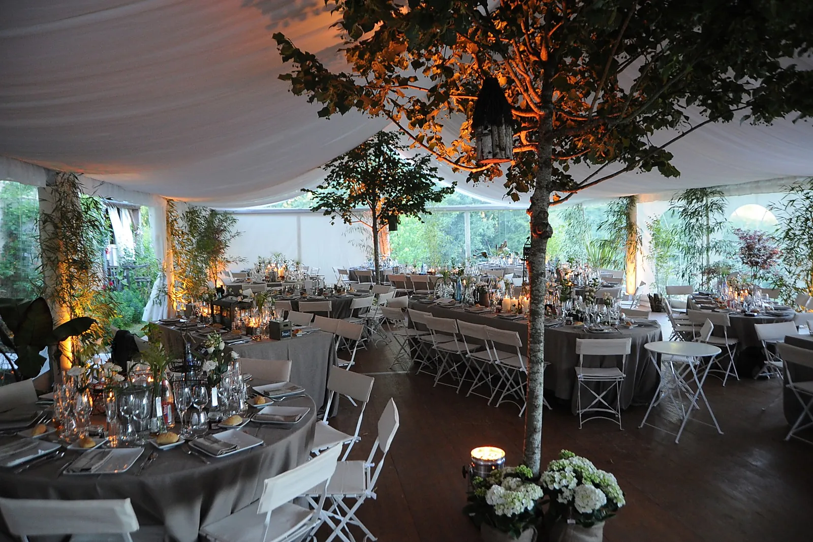 Mobilier et décoration, CHAPITEAUX EN PERIGORD