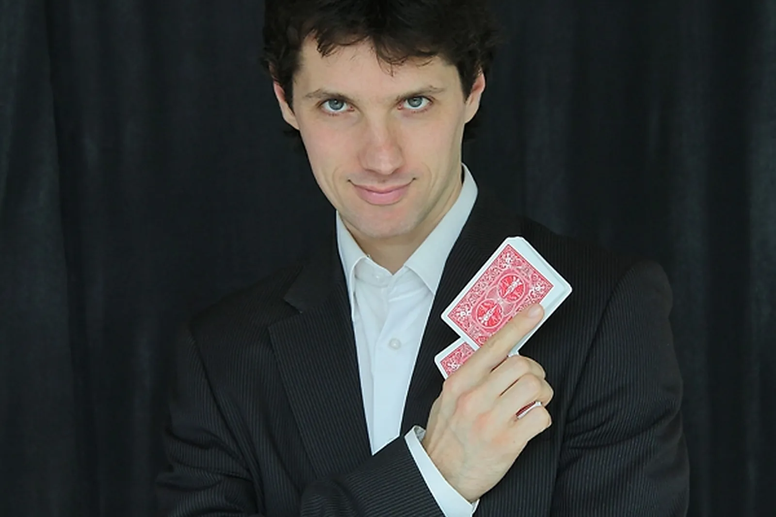 Animations événementielles, LUDOVIC GORGES, ILLUSIONNISTE