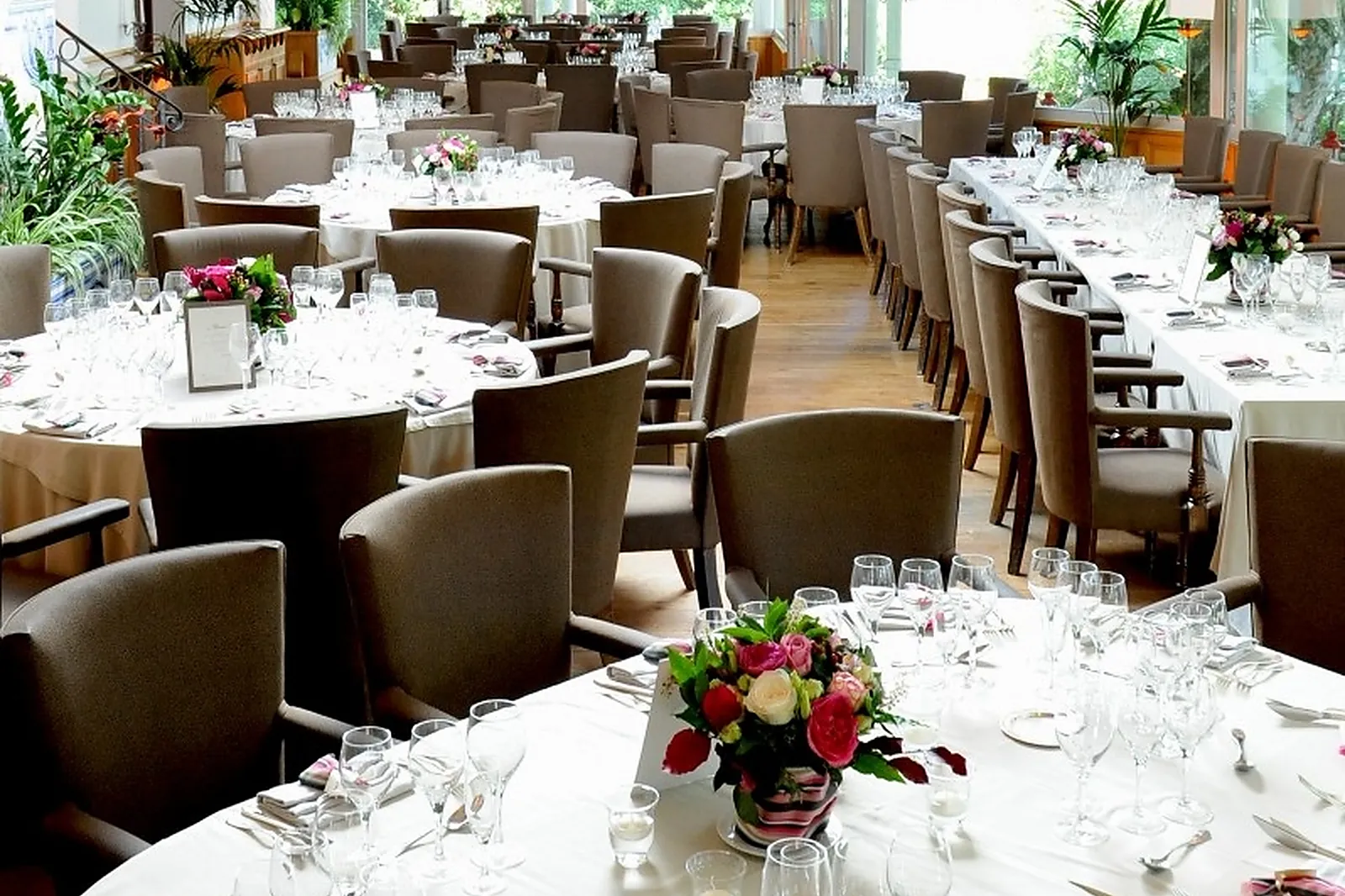 Lieux événementiels, CHATEAU DE BRINDOS