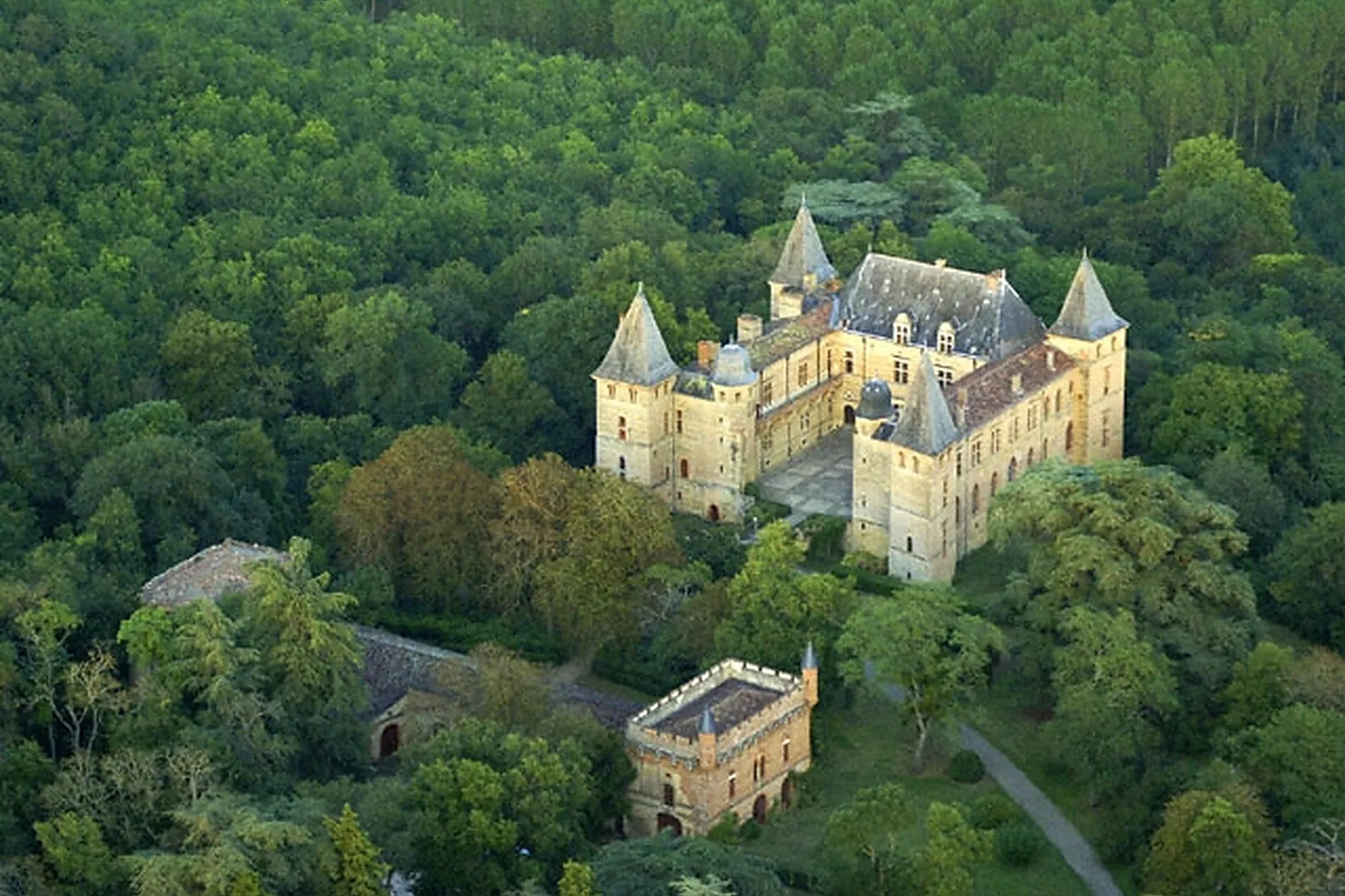Lieux événementiels, CHÂTEAU DE CAUMONT