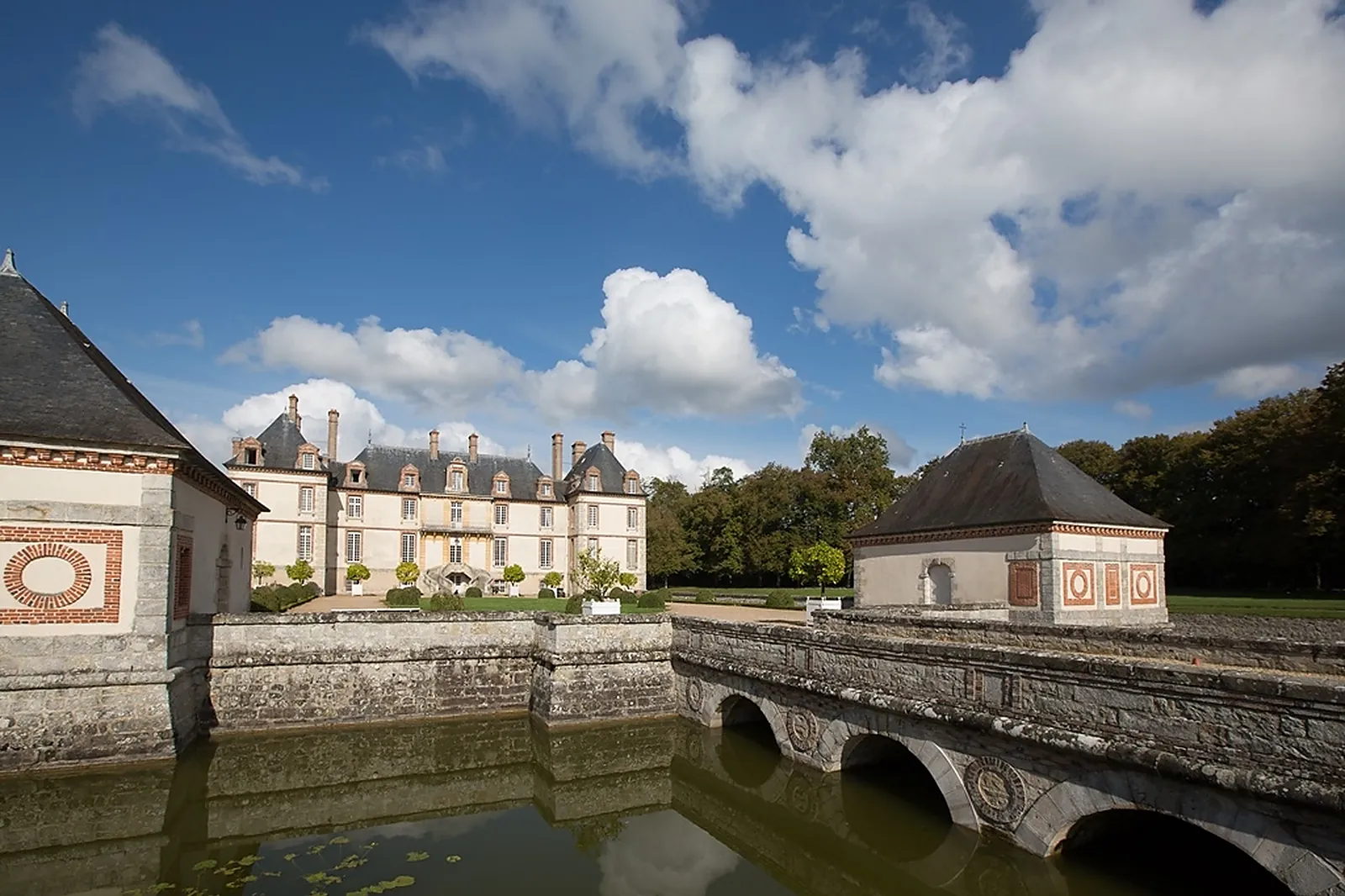 Lieux événementiels, CHÂTEAU DE BOURRON