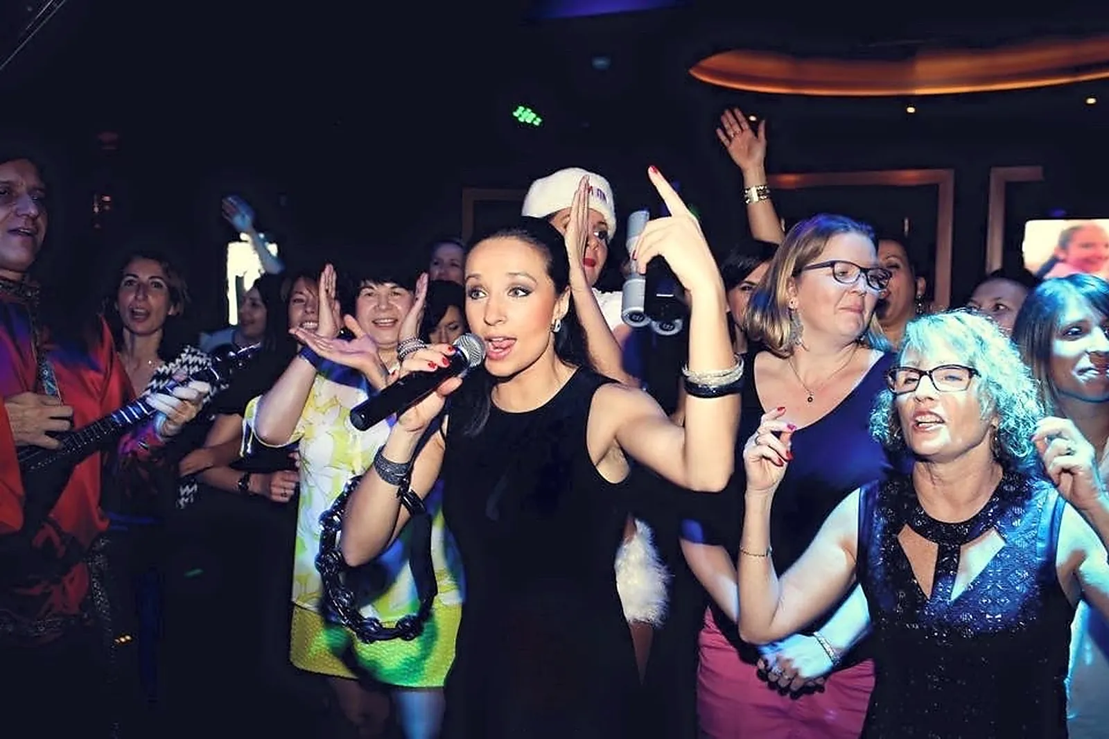 DJ & Groupes de musique, CÉLINE ARNAUD