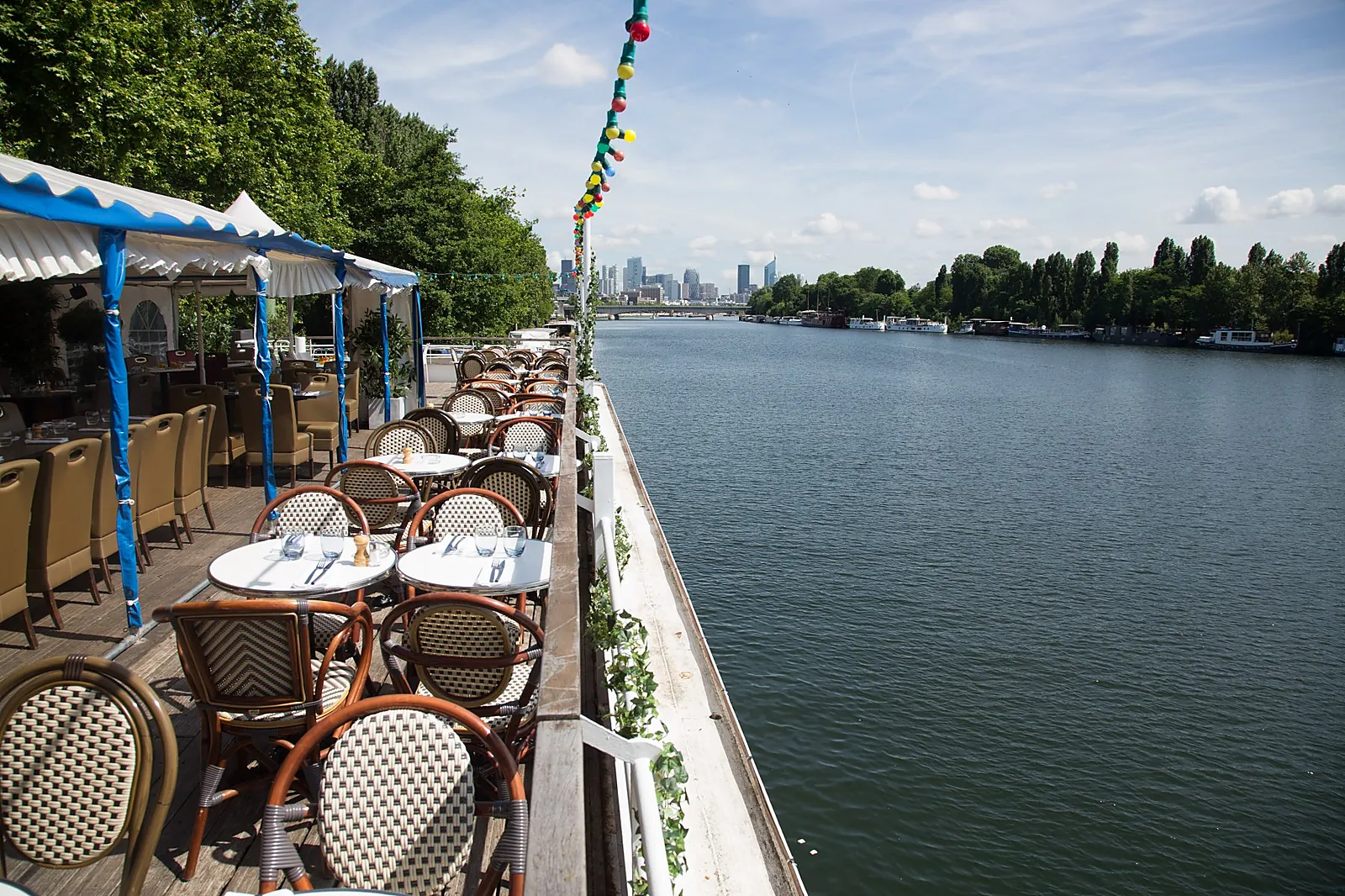 Lieux événementiels, AQUA RESTAURANT