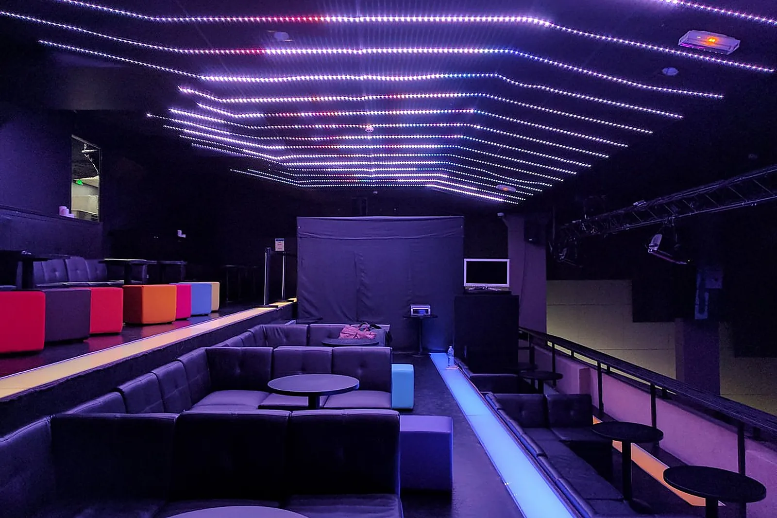 Hôtel, LES LUCIOLES