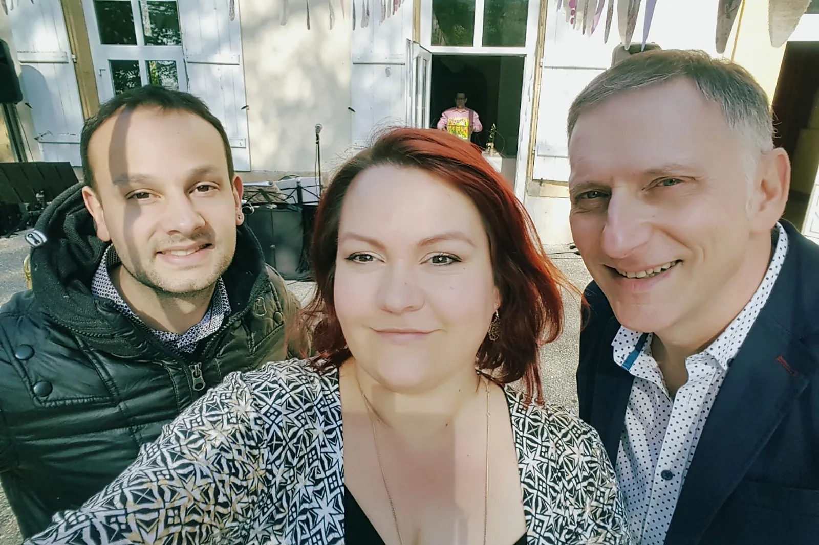 DJ & Groupes de musique, AMANOVA