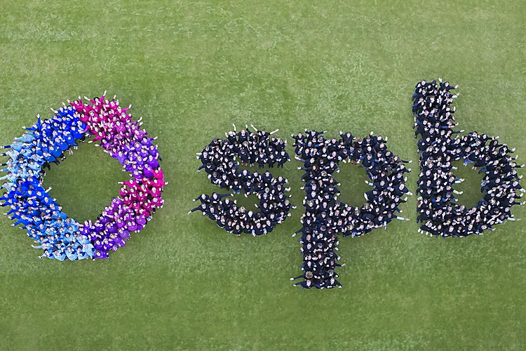 LOGO & HUMAINS DOME PRODUCTION 