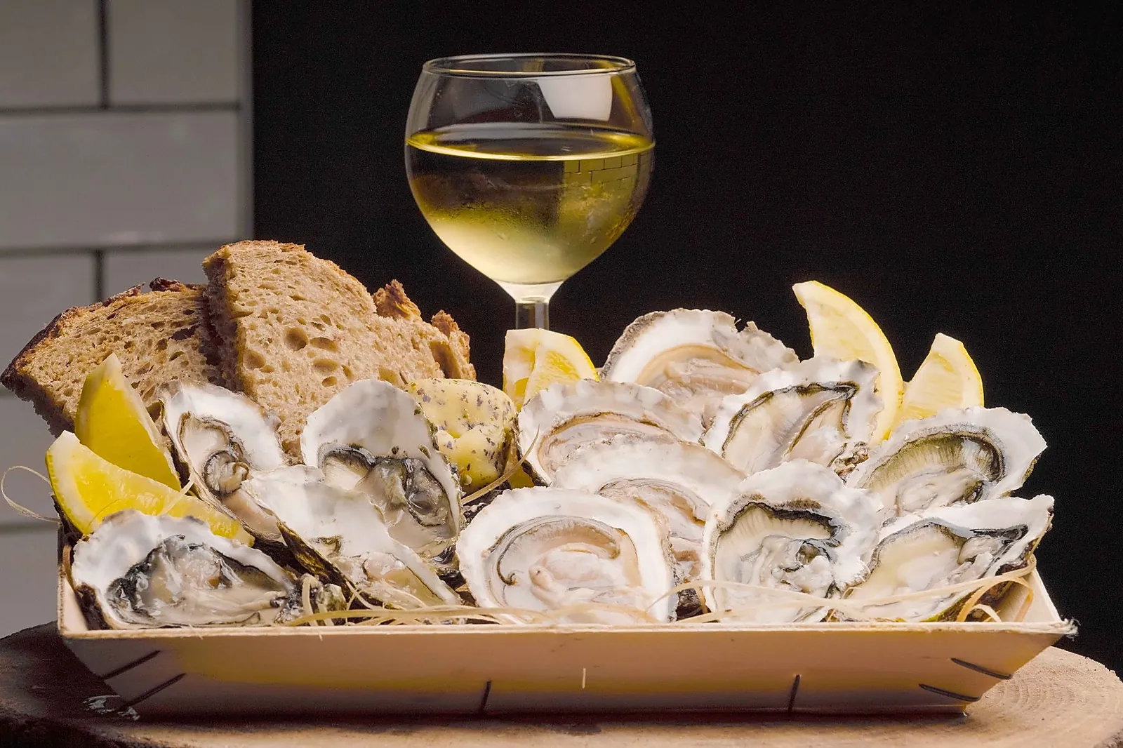 Centre d'affaires, PRESQUILE BZH SAS