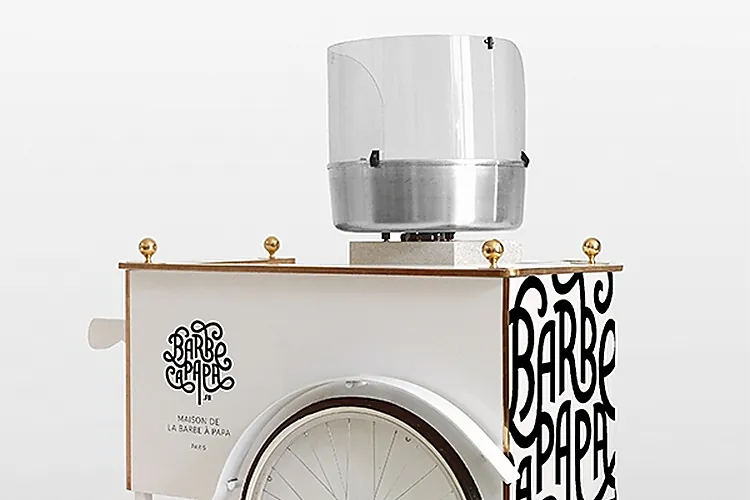 MAISON DE LA BARBE À PAPA
