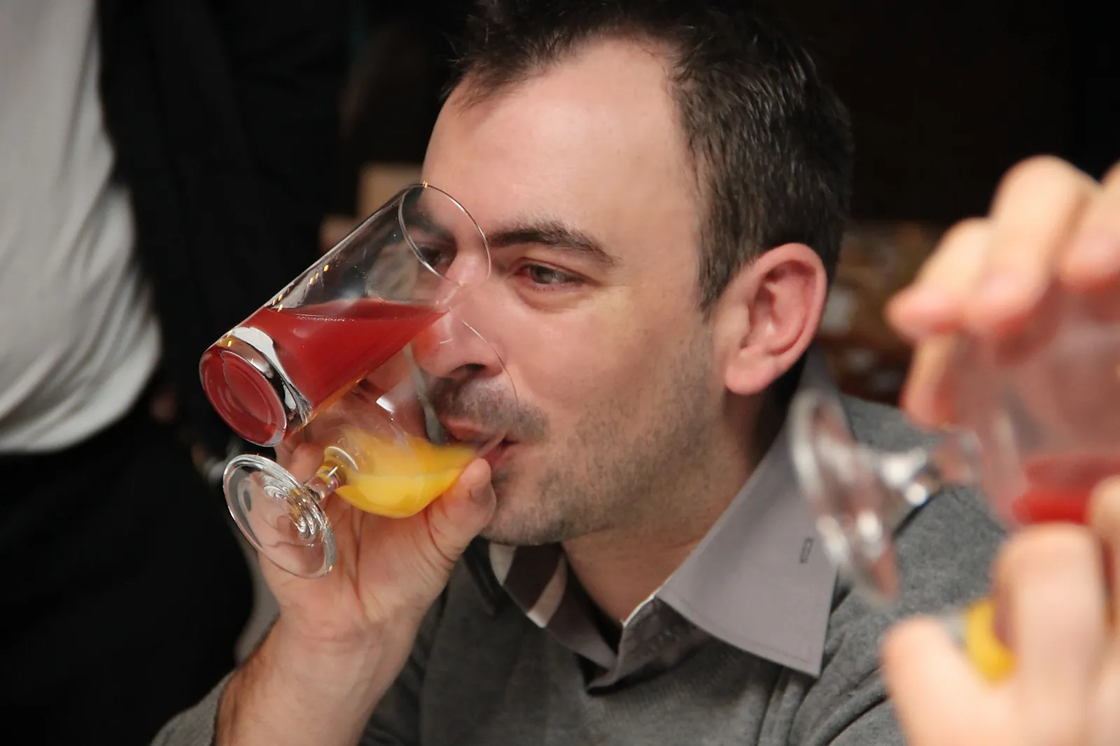 Team building original, ON NE JOUE PAS A TABLE - BANQUET DES DÉFIS