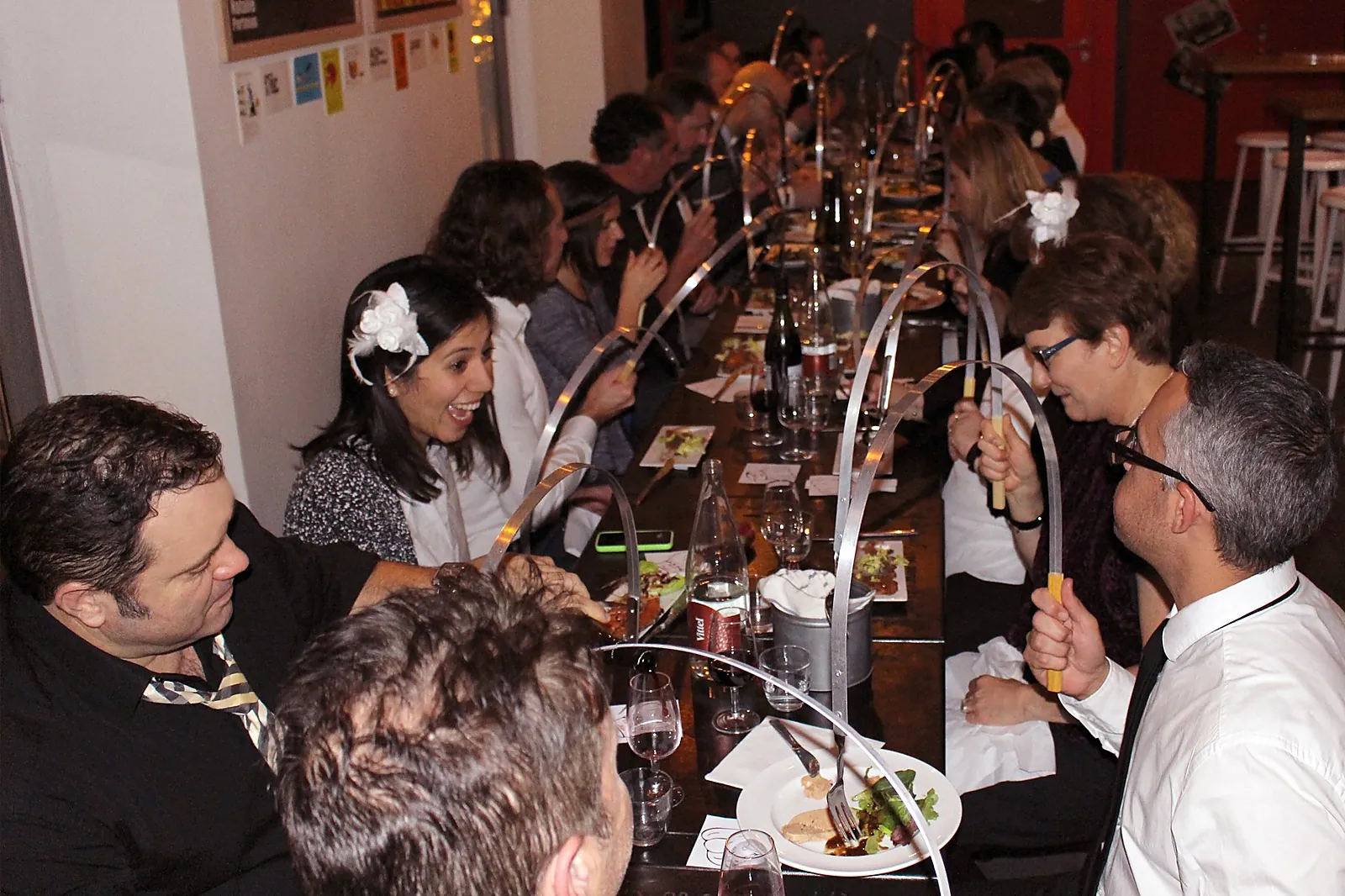 Team building original, ON NE JOUE PAS A TABLE - REPAS LUDIQUE