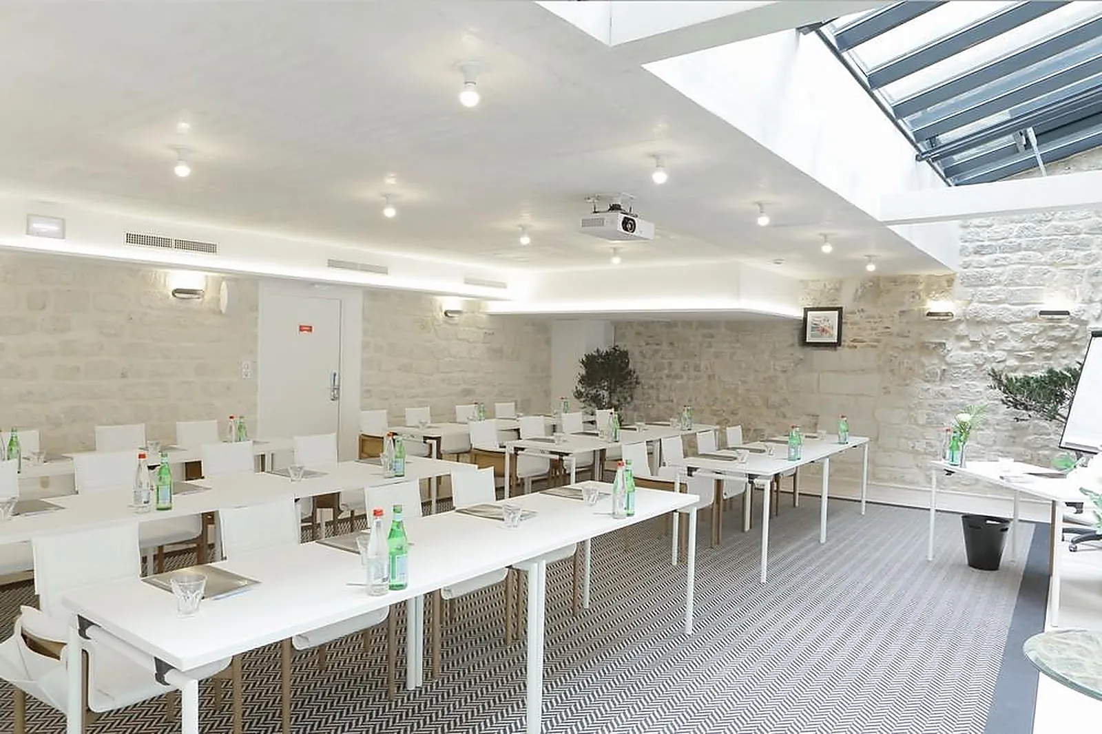 Lieux événementiels, 123 SEBASTOPOL HÔTEL