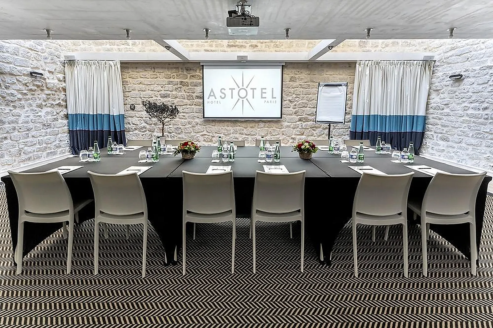 Lieux événementiels, 123 SEBASTOPOL HÔTEL