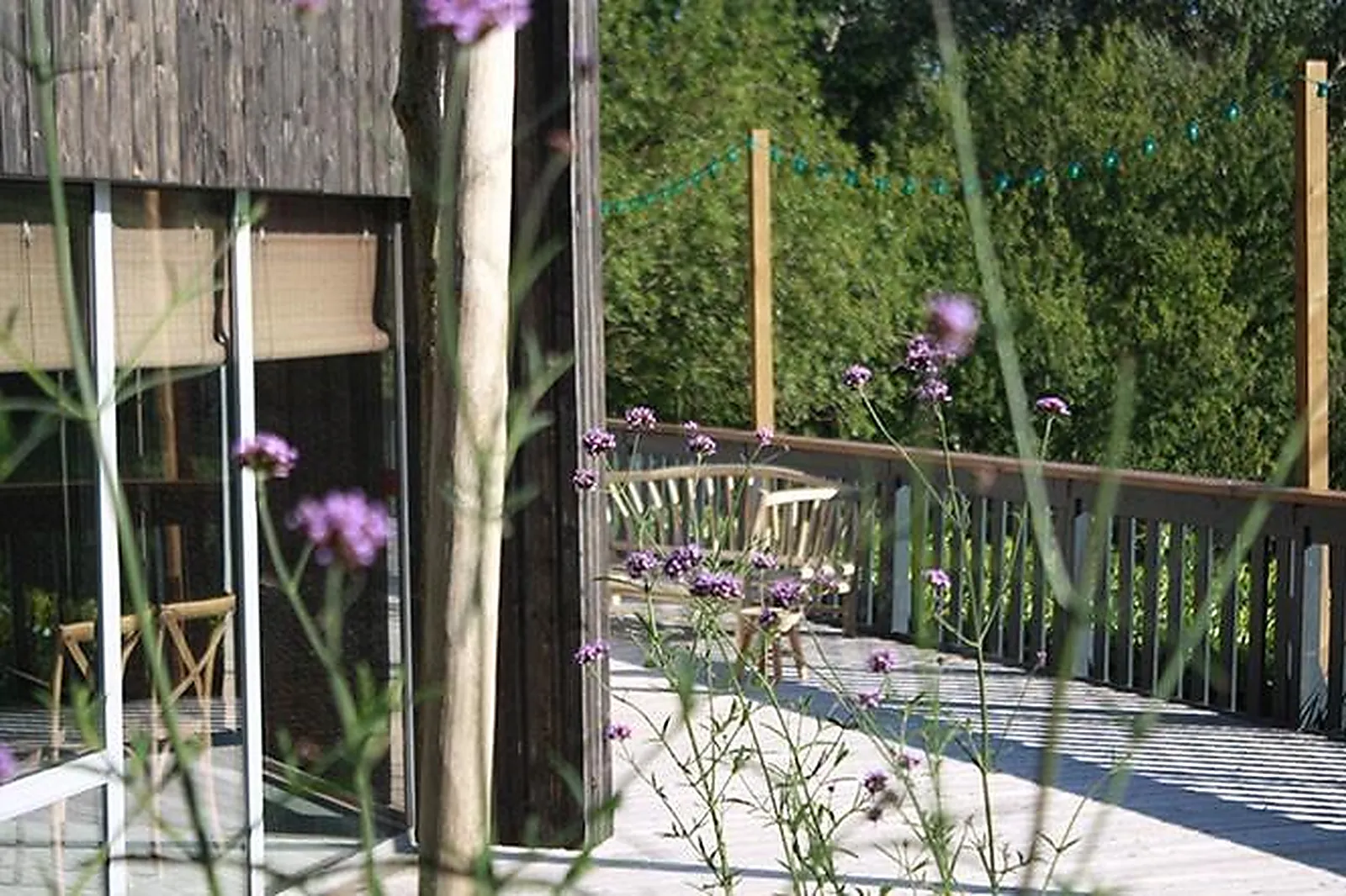 Lieux événementiels, A FLEUR D'EAU