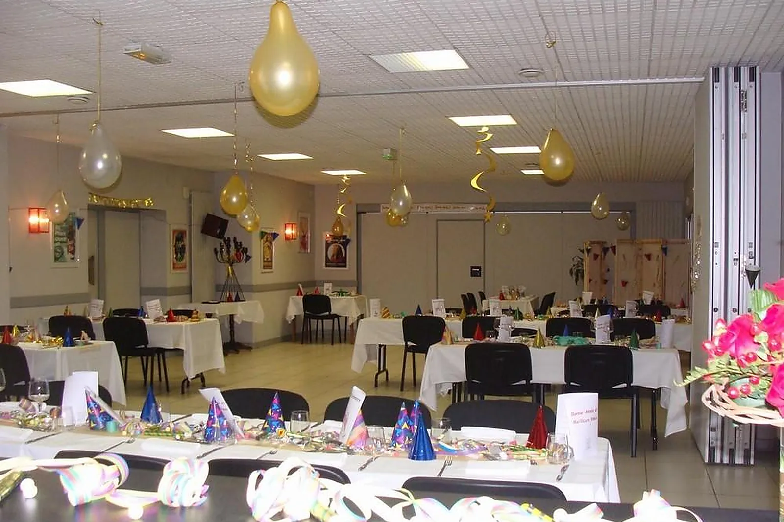 Lieux événementiels, À L'ORÉE DE LA FORET