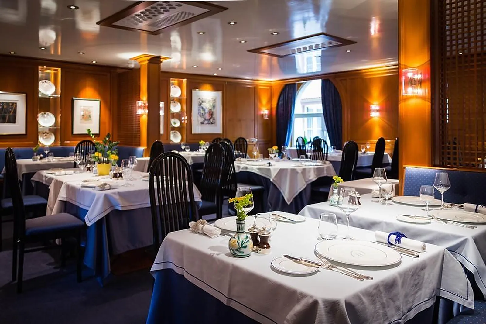 Lieux événementiels, A LA COUR D'ALSACE