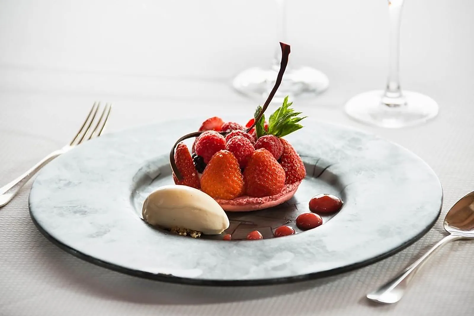 Lieux événementiels, A LA COUR D'ALSACE