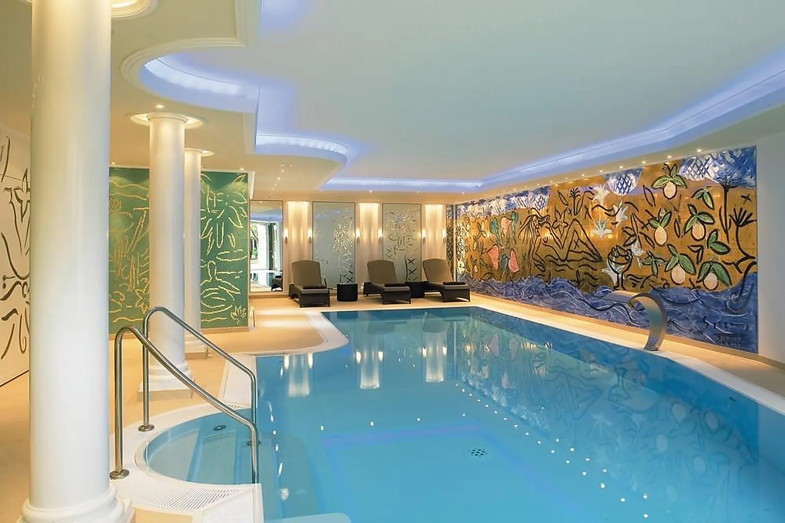 Lieux événementiels, A LA COUR D'ALSACE