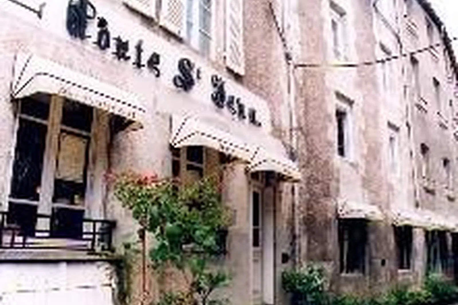 Lieux événementiels, A LA PORTE SAINT JEAN