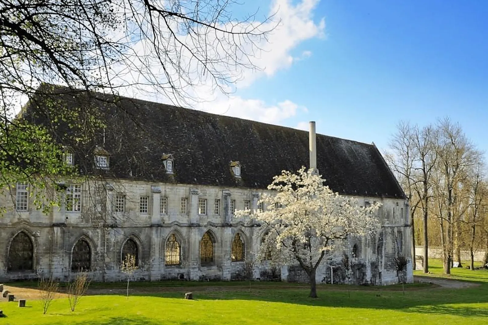 Lieux événementiels, ABBAYE ROYALE DU MONCEL