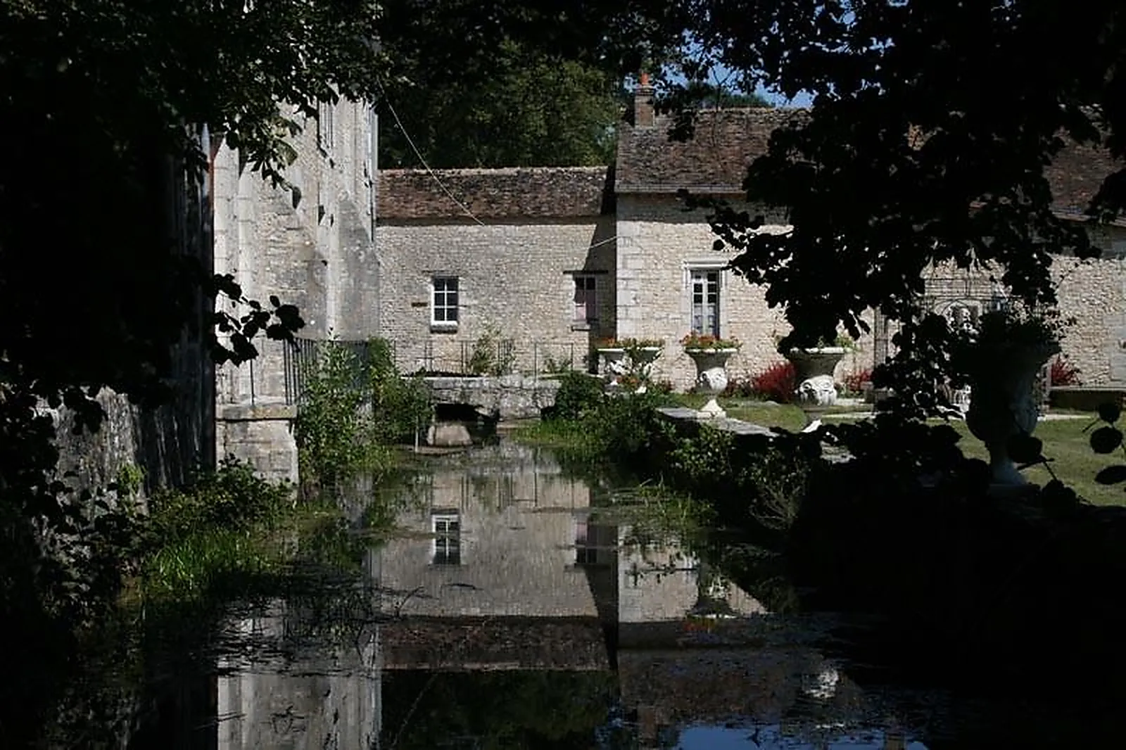 Lieux événementiels, ABBAYE ROYALE NOTRE DAME DE CERCANCEAUX