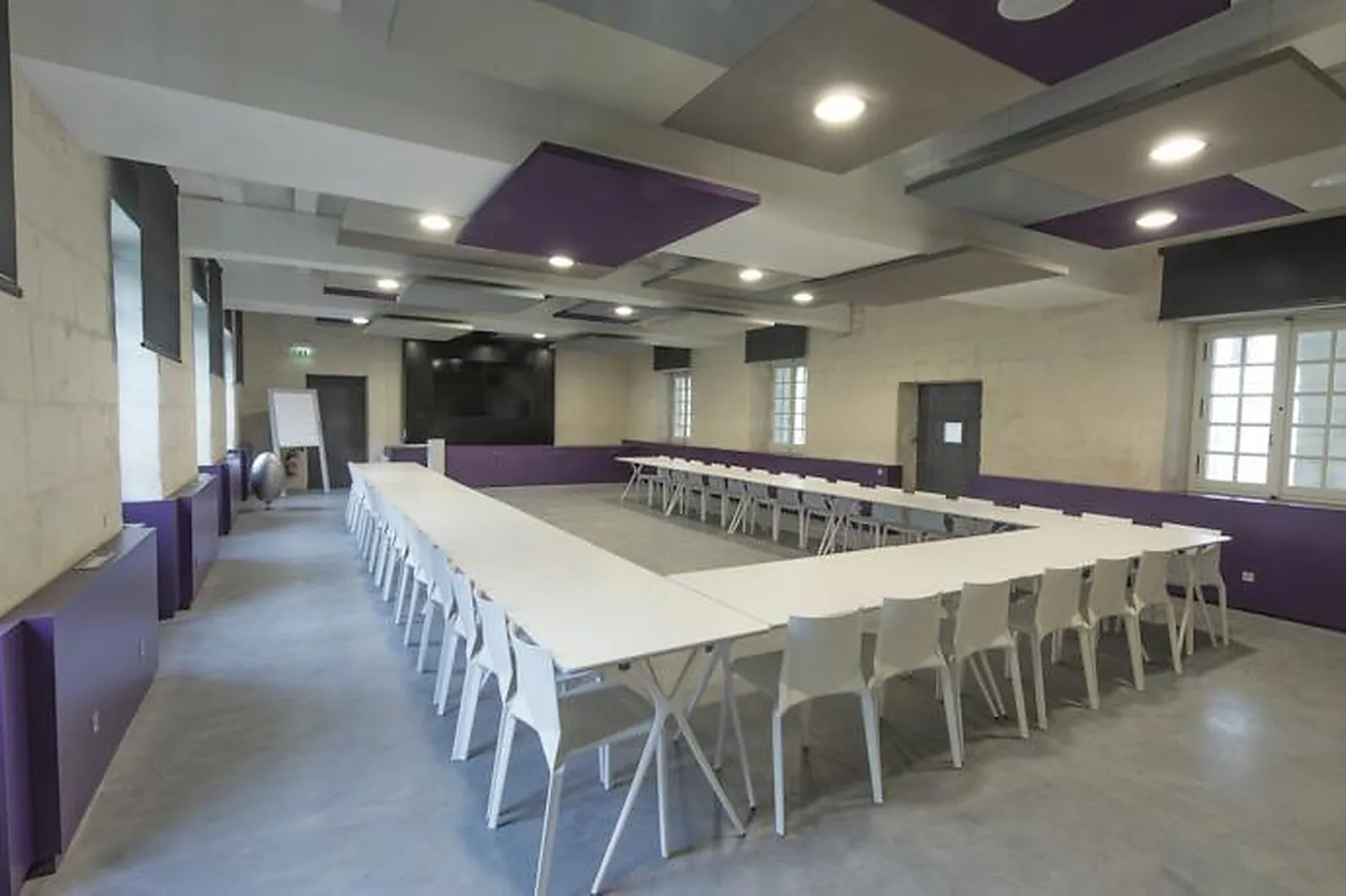 Lieux événementiels, ABBAYE ROYALE DE FONTEVRAUD