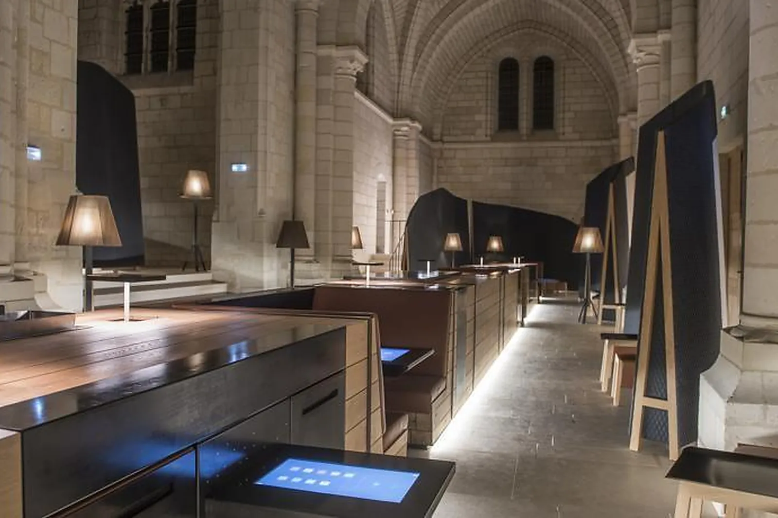 Lieux événementiels, ABBAYE ROYALE DE FONTEVRAUD