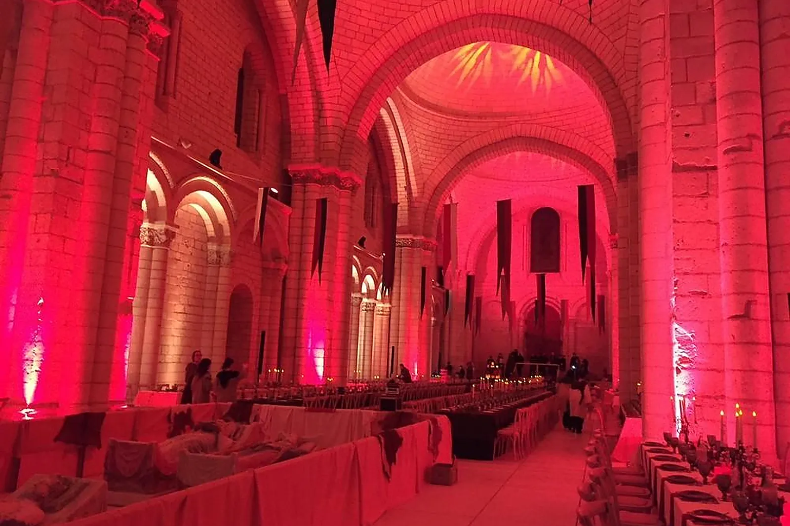 Lieux événementiels, ABBAYE ROYALE DE FONTEVRAUD