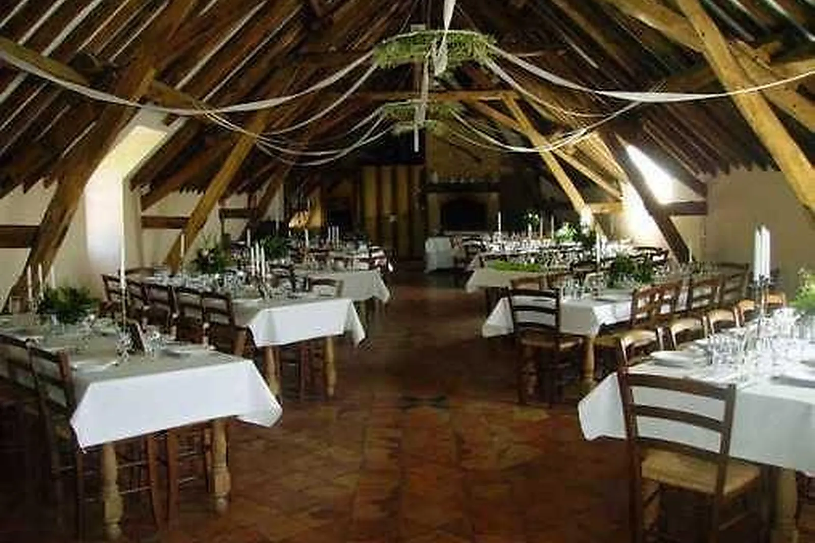 Lieux événementiels, ABBAYE DE CHAMPAGNE